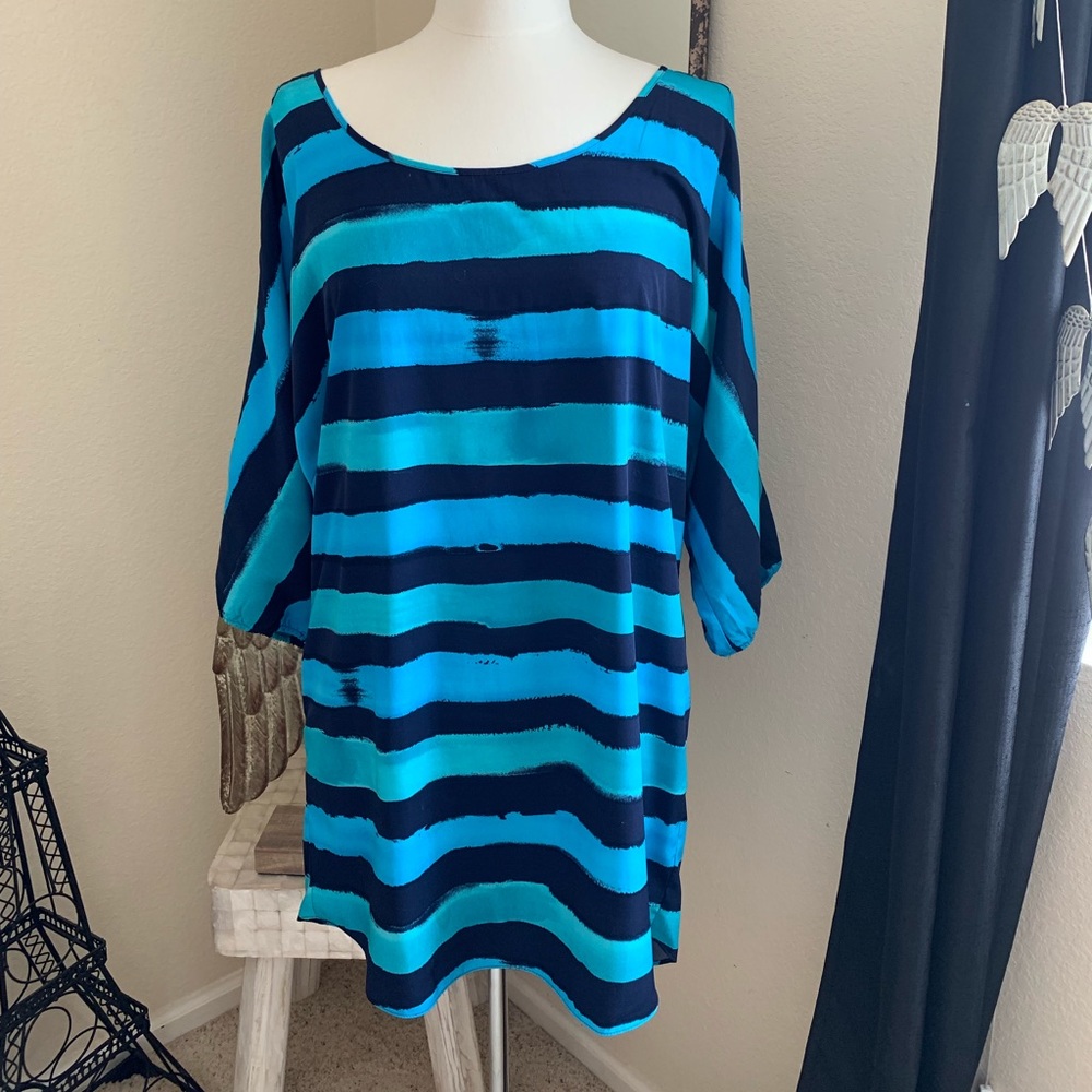 Super cute mini dress!